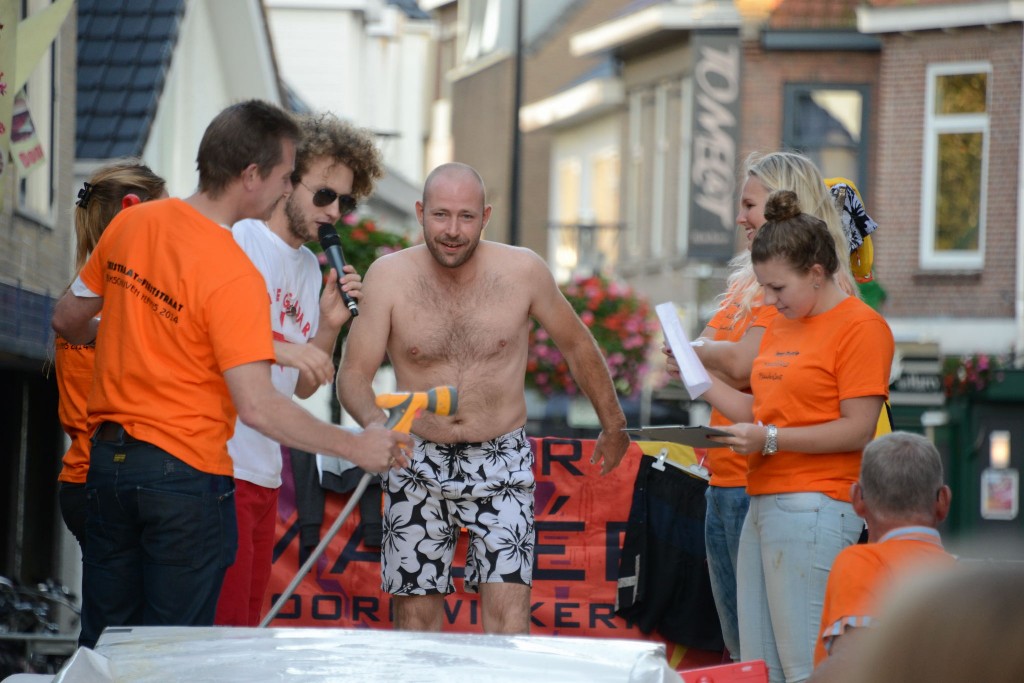 ../Images/Donderdag kermis 413.jpg